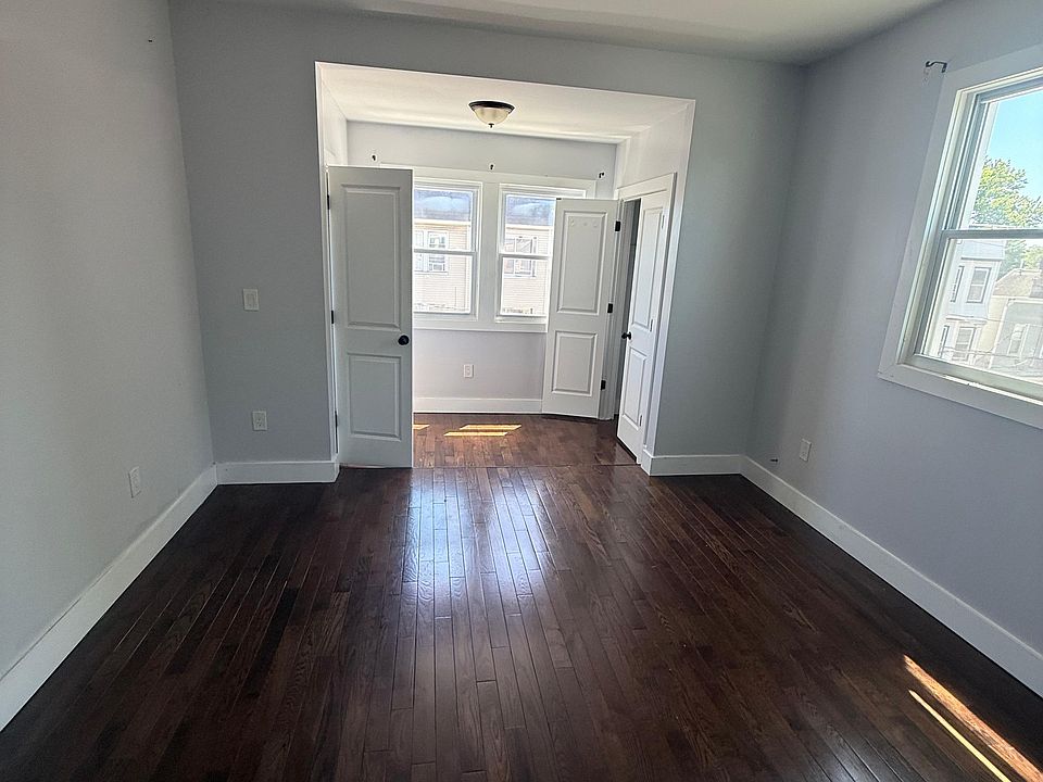 1st image of 179 21st St #C