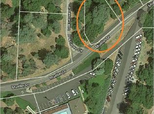 12790 Mueller Dr, Groveland, CA 95321