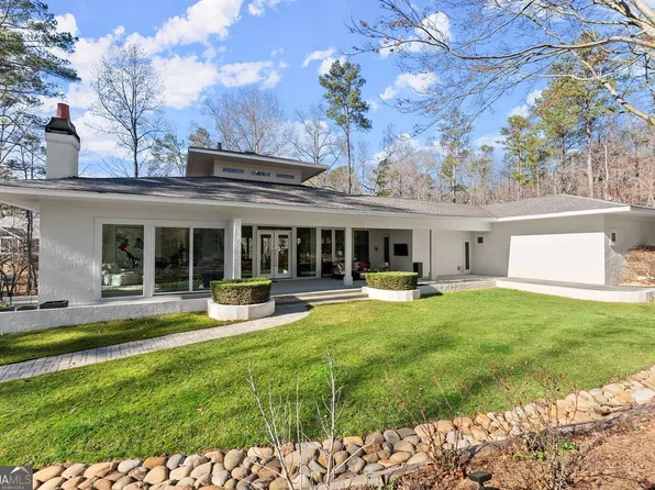 6393 Snelling Mill Rd, Flowery Branch, GA 30542