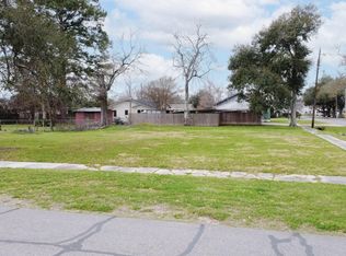 500 2nd St, Rayne, LA 70578