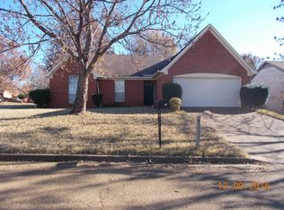 5368 Bare Oak Dr, Memphis, TN 38141