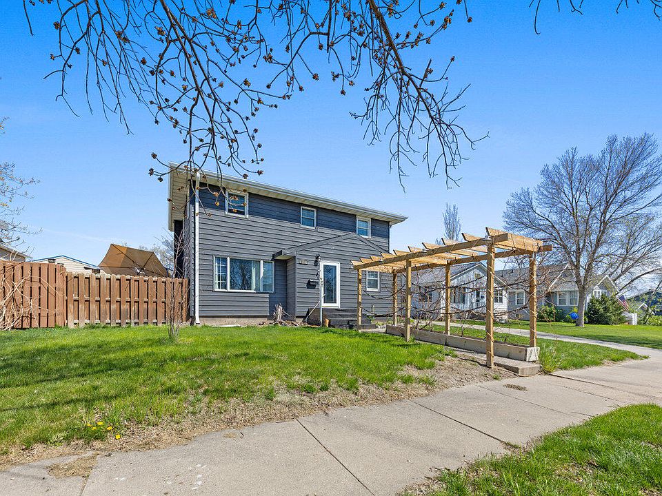 1st image of 512 N Highland Ave