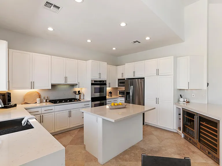 79568 Mission Dr E — Photo 11