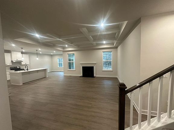Cumberland with Finished Basement Covered Porch