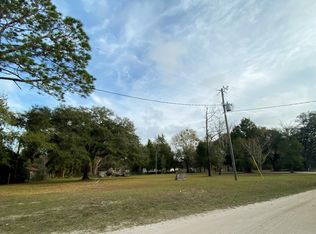 123 Willis Rd, Hollister, FL 32147