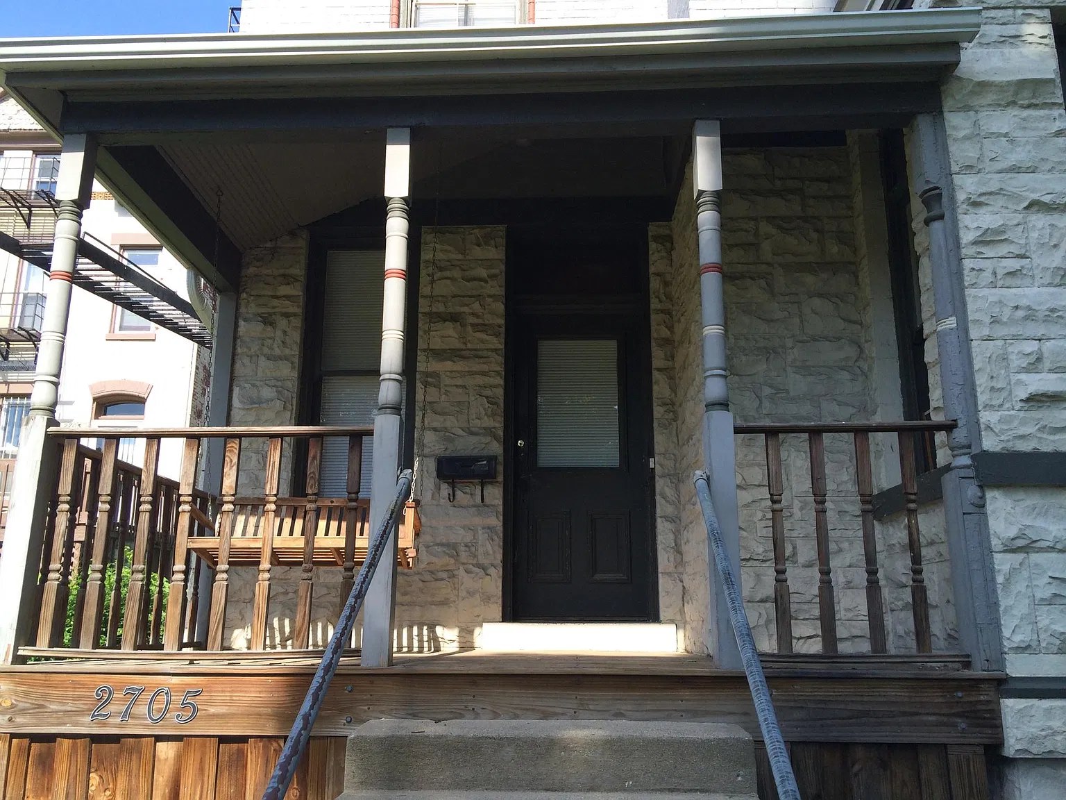 1 bed, 720 sqft, $995 — Photo 2