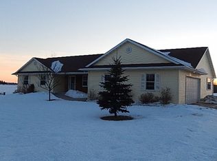 6217 Woodenshoe Rd, Neenah, WI 54956