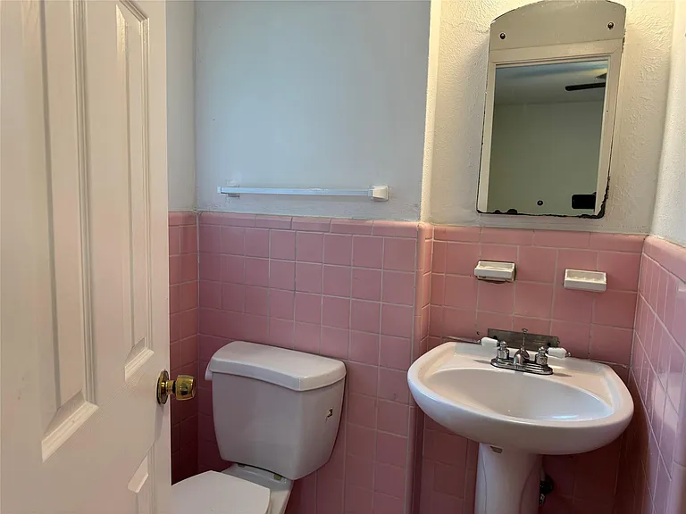 4013 Newshire Dr — Photo 11