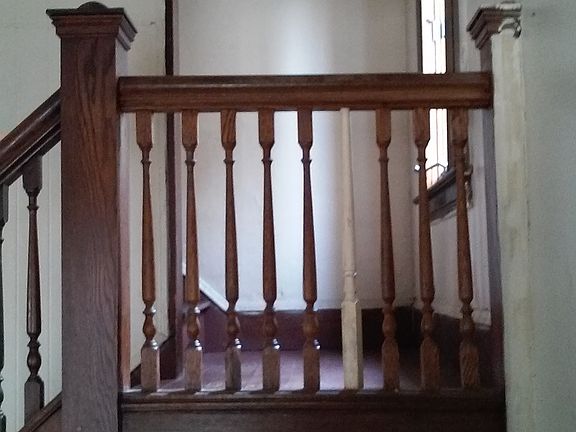 5th image of 333 W Newell St