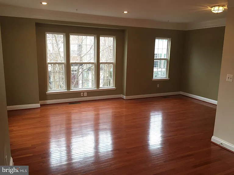 2122 Darcy Green Pl — Photo 4