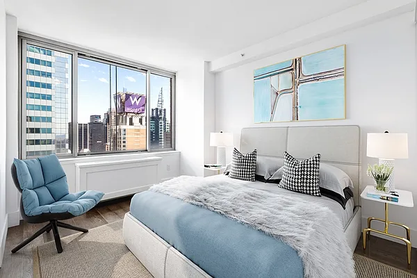 Rented by Greystar | media 8