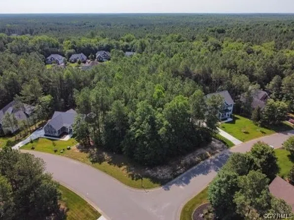 11219 Kings Pond Ln, Providence Forge, VA 23140