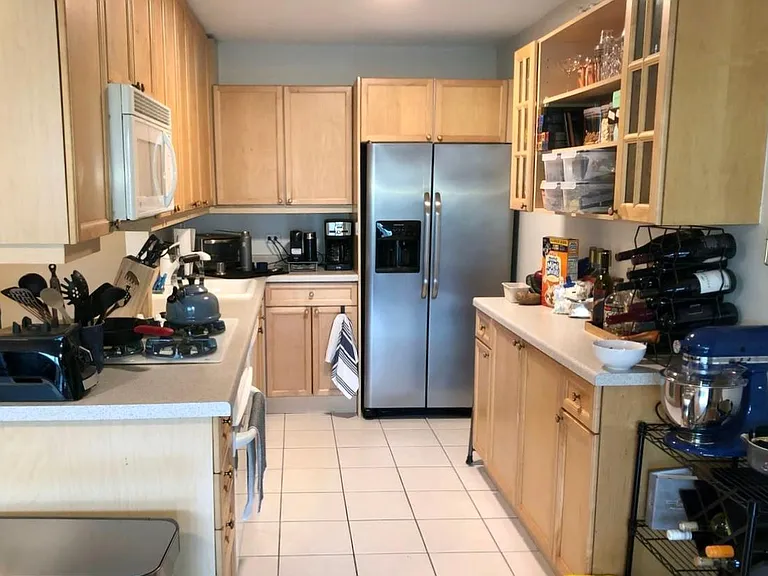 1720 Maple Ave #580 — Photo 8