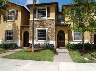 9155 SW 227th St UNIT 4, Cutler Bay, FL 33190