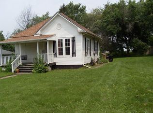 316 W Woodford St, Washburn, IL 61570