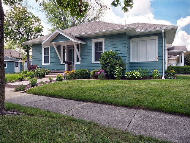 1st image of 201 Manor Ave