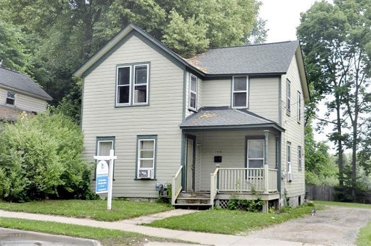 1st image of 1310 Alamo Ave
