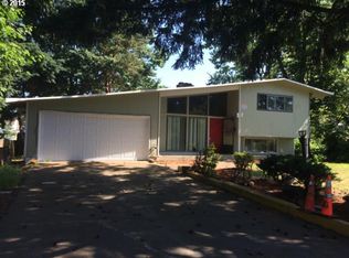 9343 SE Cooper St, Portland, OR 97266