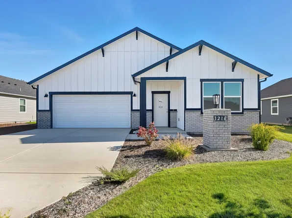 1216 N High Desert Dr, Deer Park, WA 99006