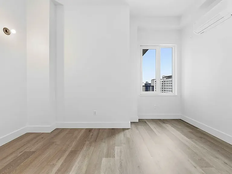89-25 162nd St #103 — Photo 11