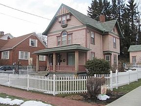 2nd image of 505 W Crawford St