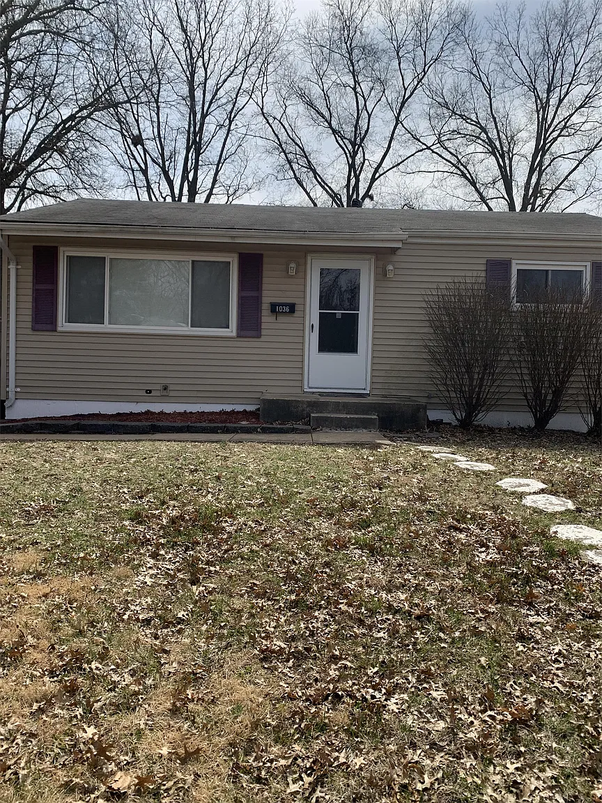 1036 Forestwood Dr photo 1
