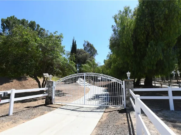 17371 Mockingbird Ave, Riverside, CA 92504