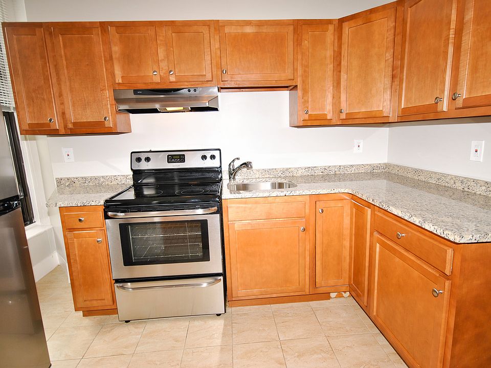 1st image of 7 Sewall Ave #119