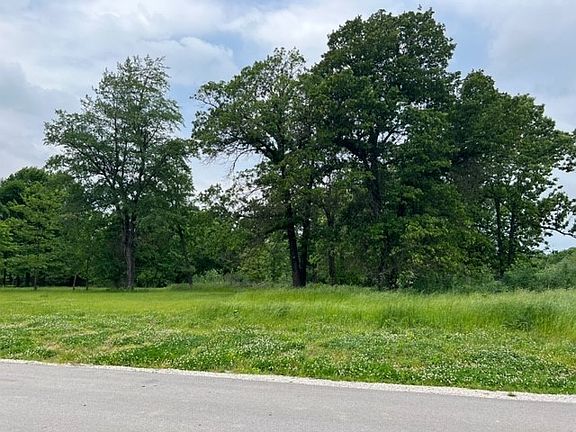 5th image of 3431 N Sweet Osage Ln #8