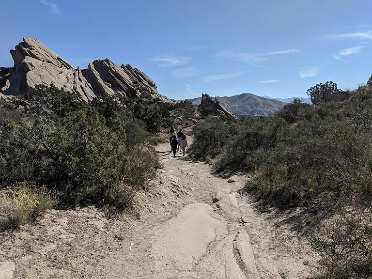 More fun at Vasquez Rocks (5.1 miles away by car, 2.6 mile hike)