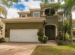 9726 Silvercreek Ct, Estero, FL 33928