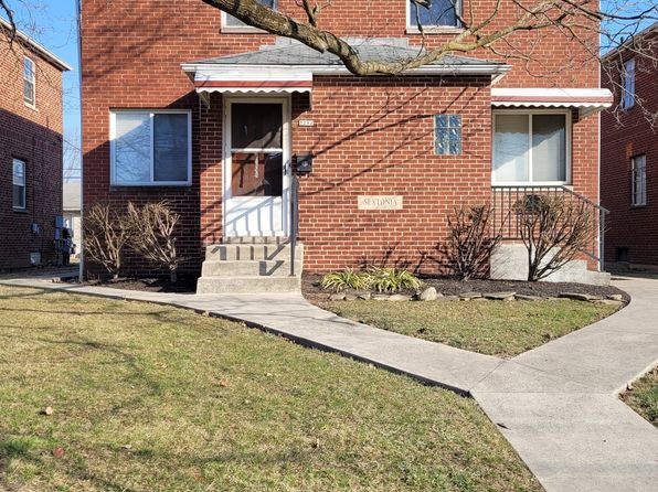 3292 Sullivant Ave