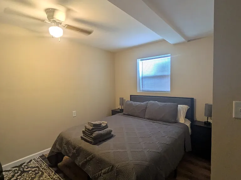 1824 N 77 Sunshine Strip #5 — Photo 12