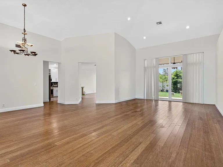 10027 Umberland Pl #10027 — Photo 2