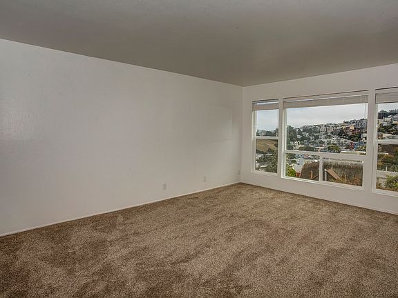 3rd image of 4489 17th St