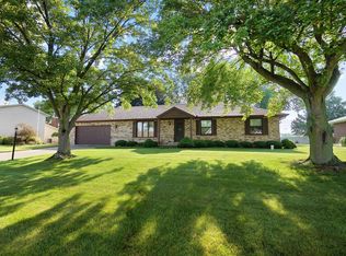 59234 Park Shore Dr, Elkhart, IN 46517