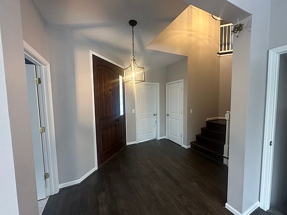 3rd image of 47 Birchwood Dr