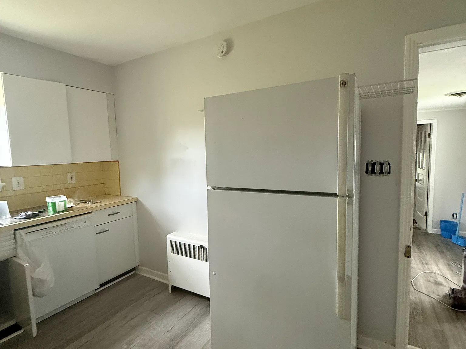 3 bed, 1072 sqft, $2,700 — Photo 2
