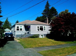 3021 39th Ave SW, Seattle, WA 98116