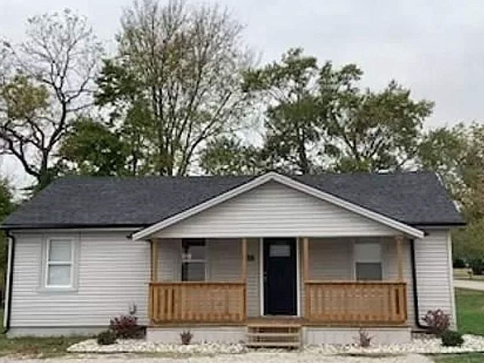 FRONT OF HOUSE