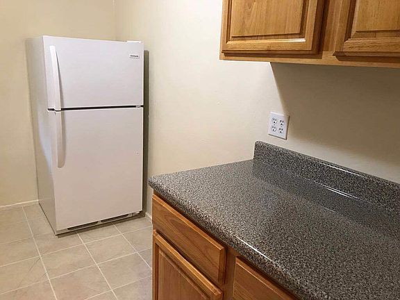 2nd image of 3303 Foster Ave APT 1D
