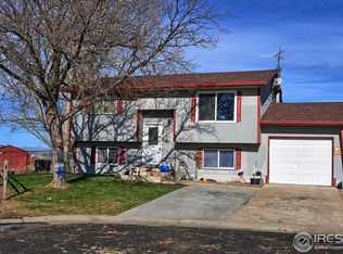 8109 Hallett Ct, Fort Collins, CO 80528