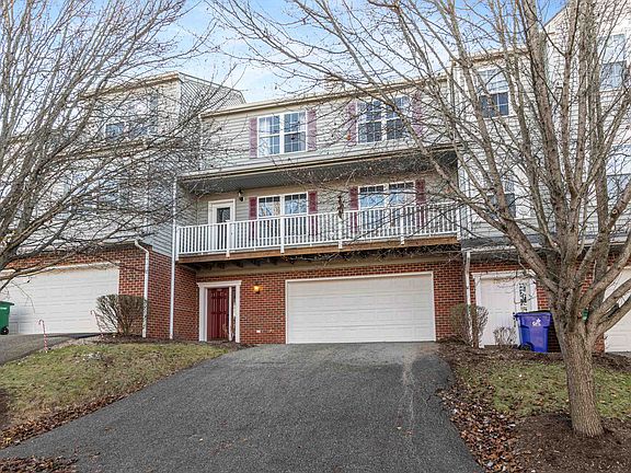 2nd image of 560 Oak Tree Blvd