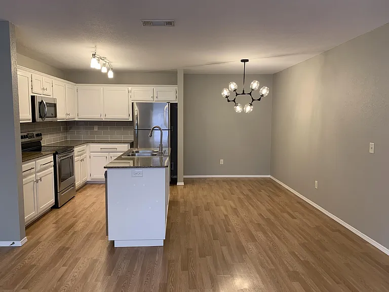 3007 Windrift Ave #2 — Photo 10
