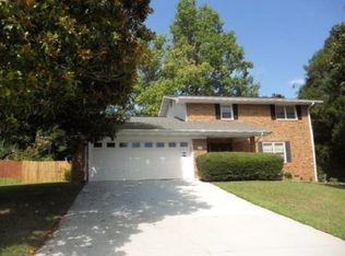 413 Hedlund Dr, Warner Robins, GA 31088