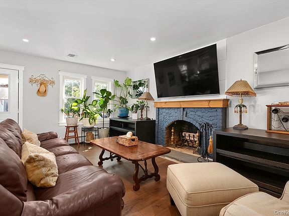 3rd image of 29 Barnes Street