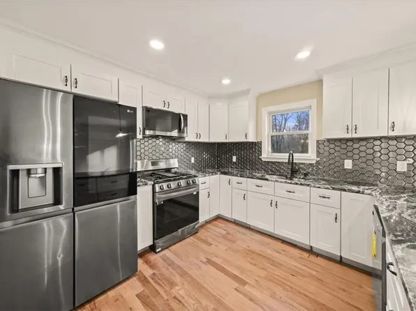 16 Drovers Lane, Dover Plains, NY 12522