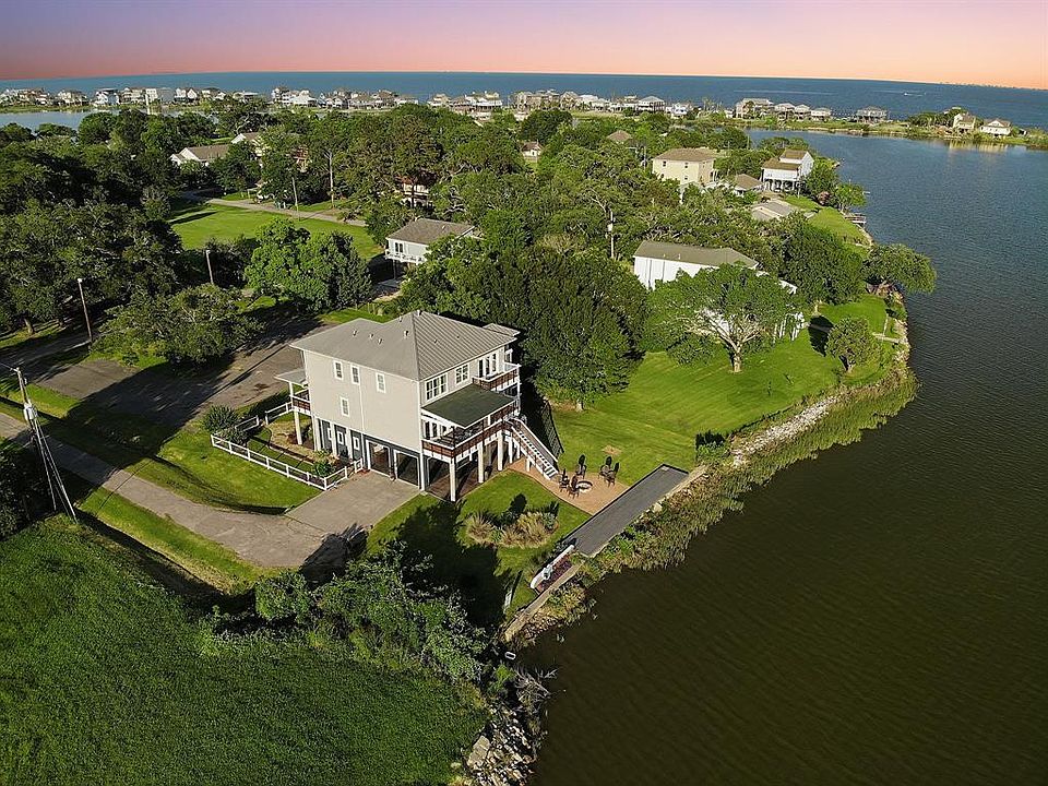 814 Hall Ave, Seabrook, TX 77586 Zillow