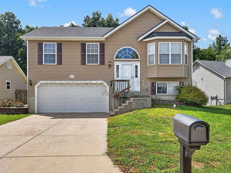 1671 Waters Edge Way