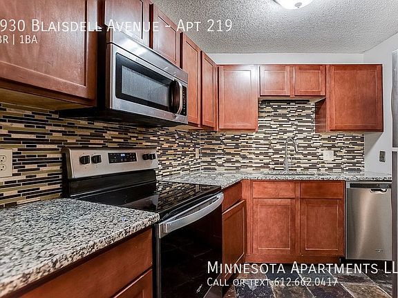 2nd image of 2930 Blaisdell Ave APT 219